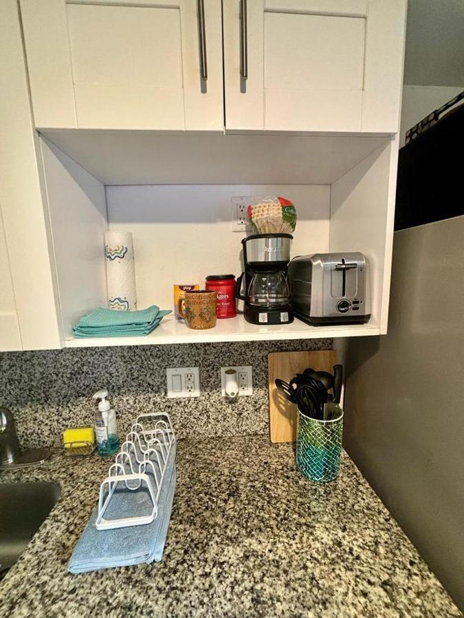 Nice 2 Twin Bedroom - Best Central Location In Miami - Luggage Storage, Parking And Laundry For Free!!!! Zewnętrze zdjęcie