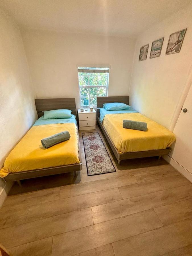 Nice 2 Twin Bedroom - Best Central Location In Miami - Luggage Storage, Parking And Laundry For Free!!!! Zewnętrze zdjęcie