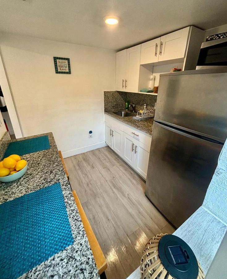 Nice 2 Twin Bedroom - Best Central Location In Miami - Luggage Storage, Parking And Laundry For Free!!!! Zewnętrze zdjęcie