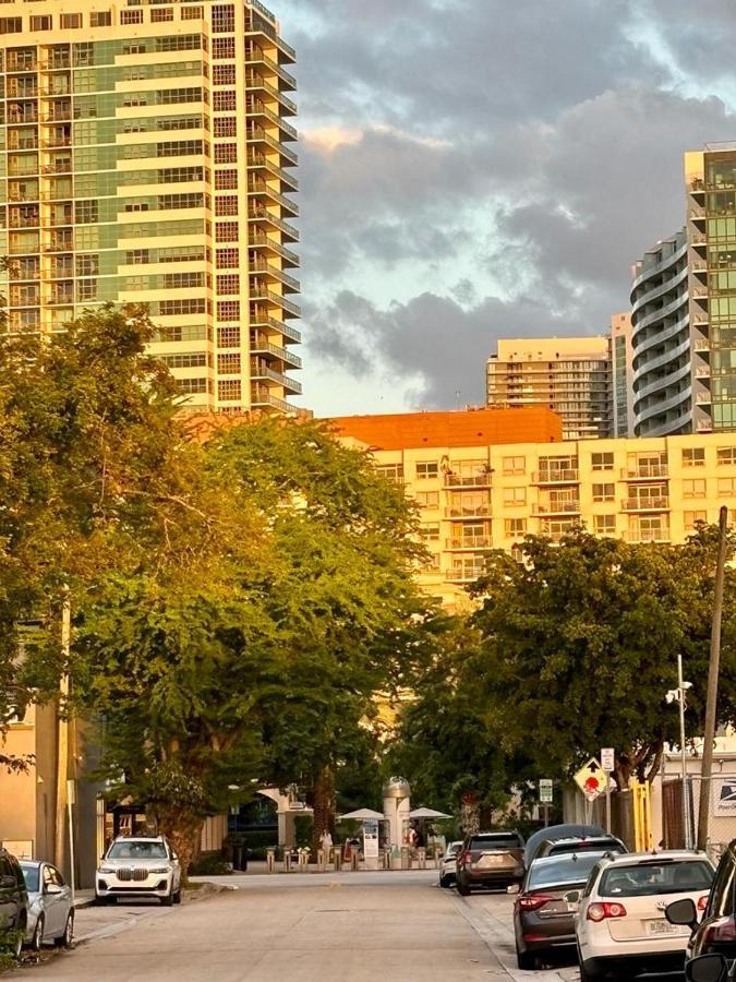 Nice 2 Twin Bedroom - Best Central Location In Miami - Luggage Storage, Parking And Laundry For Free!!!! Zewnętrze zdjęcie